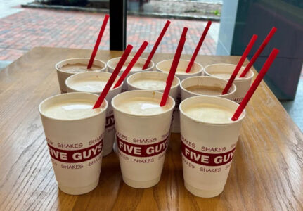 Verschiedene Five Guys-Milkshakes